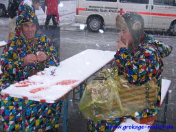 maskengruppe_unterwegs_72_20131213_1158095813