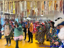 -besuch-der-kindergaerten-schulen-seniorenheime_028