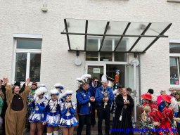 -besuch-der-kindergaerten-schulen-seniorenheime_050