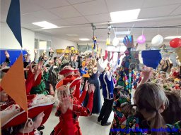 besuch-der-kindergaerten-schulen-seniorenheime_11