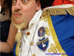 besuch-der-kindergaerten-schulen-seniorenheime_19