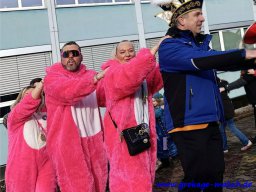 besuch-der-kindergaerten-schulen-seniorenheime_30