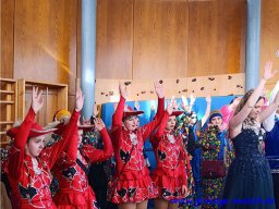 besuch-der-kindergaerten-schulen-seniorenheime_38